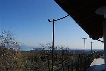 Garda Country House A Casa Di Isabella Bed & Breakfast 2*