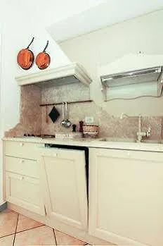 Garda Country House A Casa Di Isabella 2*